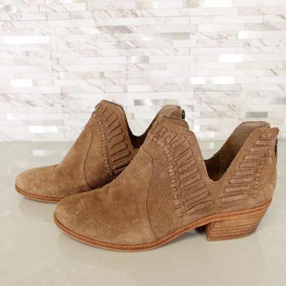Vince Camuto Shoes Women Leather 7.5 Boots Western Pull On Brown Suede Tan - Picture 1 of 13